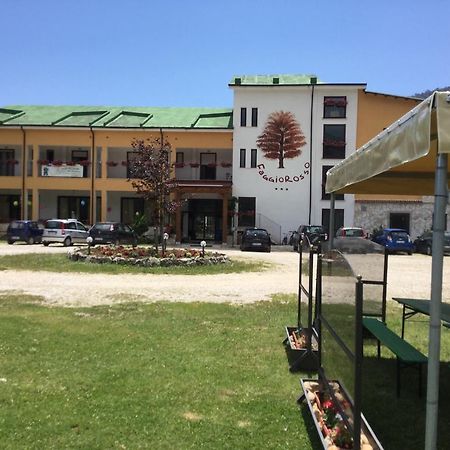 Hotel Faggio Rosso Pescasseroli Esterno foto