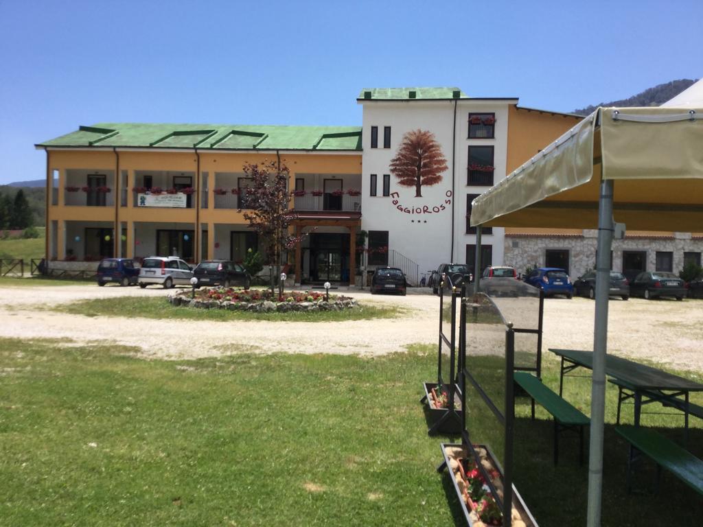 Hotel Faggio Rosso Pescasseroli Esterno foto