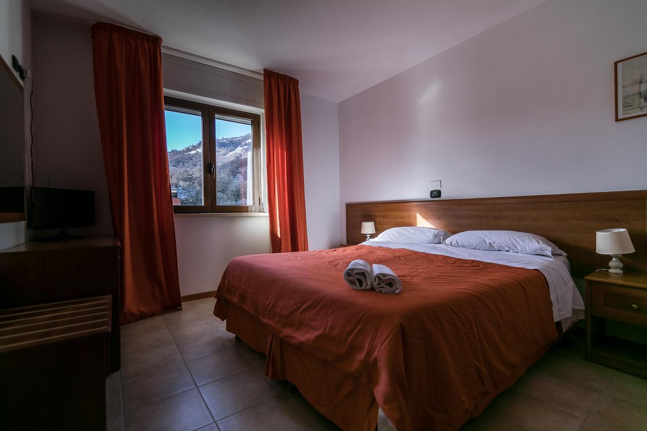 Hotel Faggio Rosso Pescasseroli Esterno foto